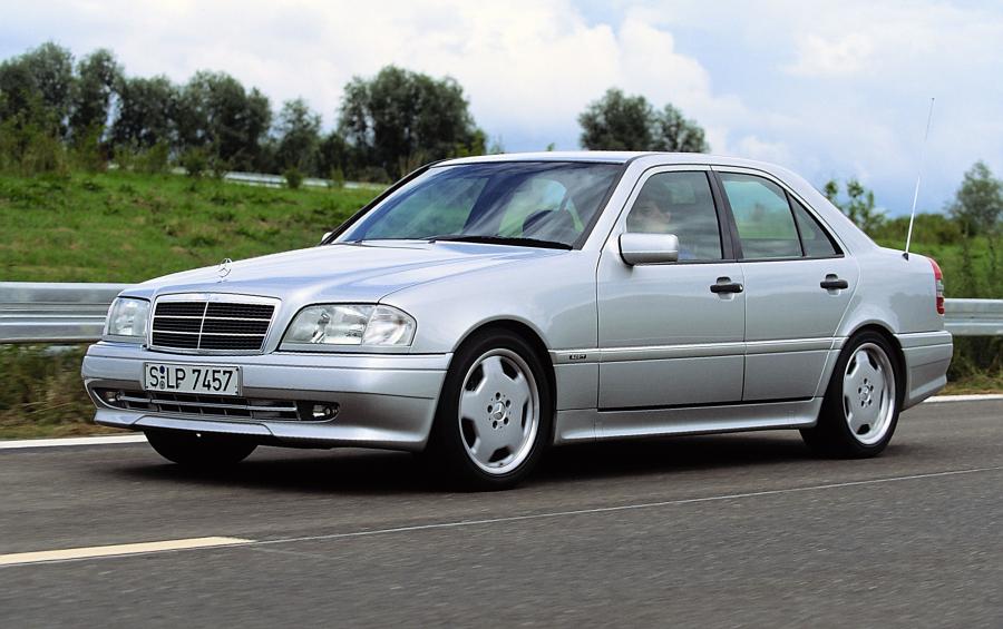  Mercedes-Benz C36 AMG (W202) 1993 года  (фото 2 из 13)